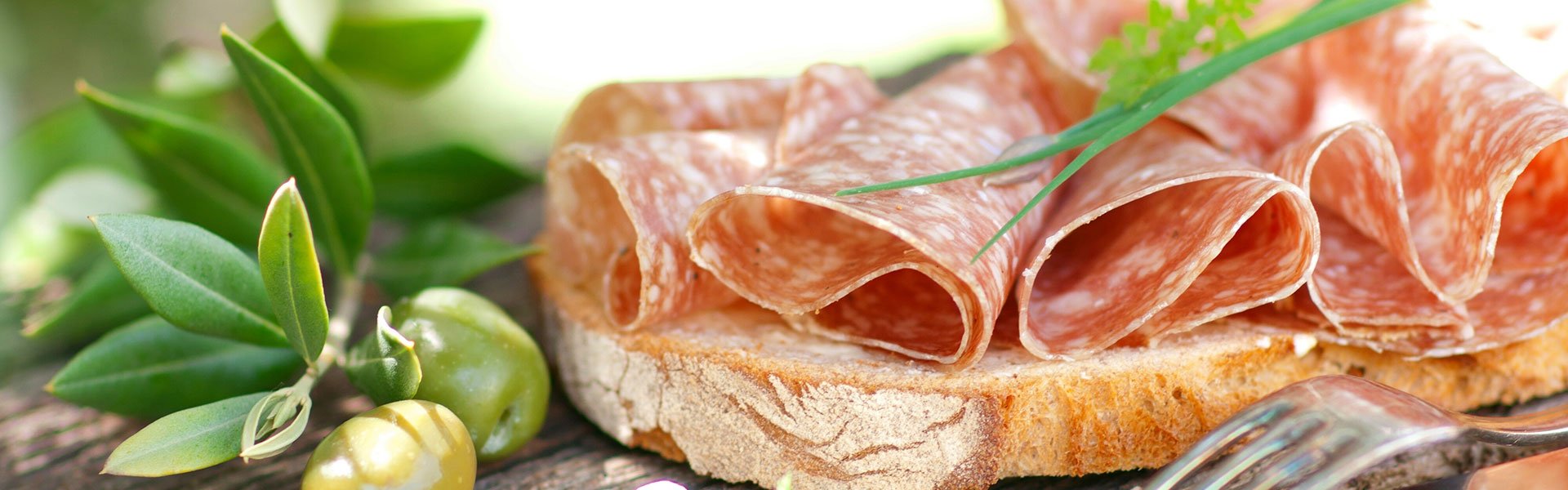 referenz_meemken_wurstwaren_salamibrot_1920x600